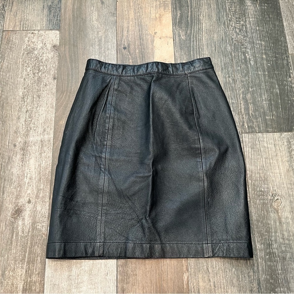 WILSONS vintage black leather high rise, Mini skirt, misses size 8